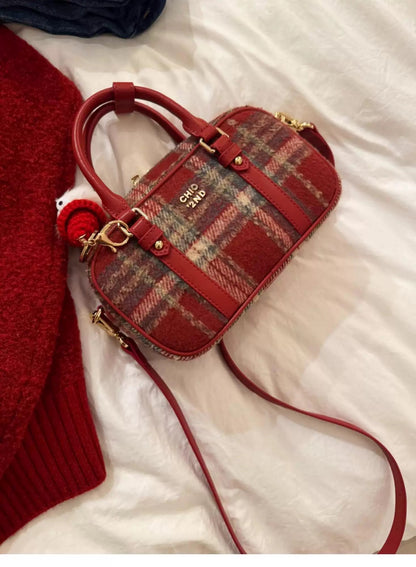 Wine checkered Bowling Bag Christmas ambiance Hand-held crossbody bag Commuter Bag Wine checkered bowling bag